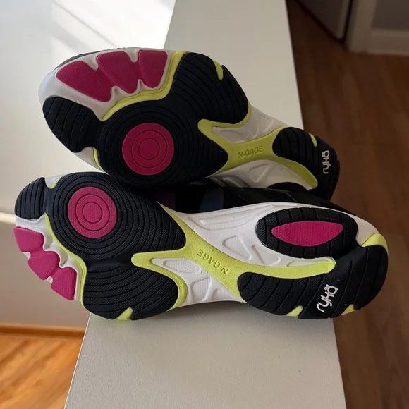 Brand new”RYKA influence”sneakers for women.Size-9,5,color-black/lemon/white.🖤💚🤍 - Picture 6 of 12